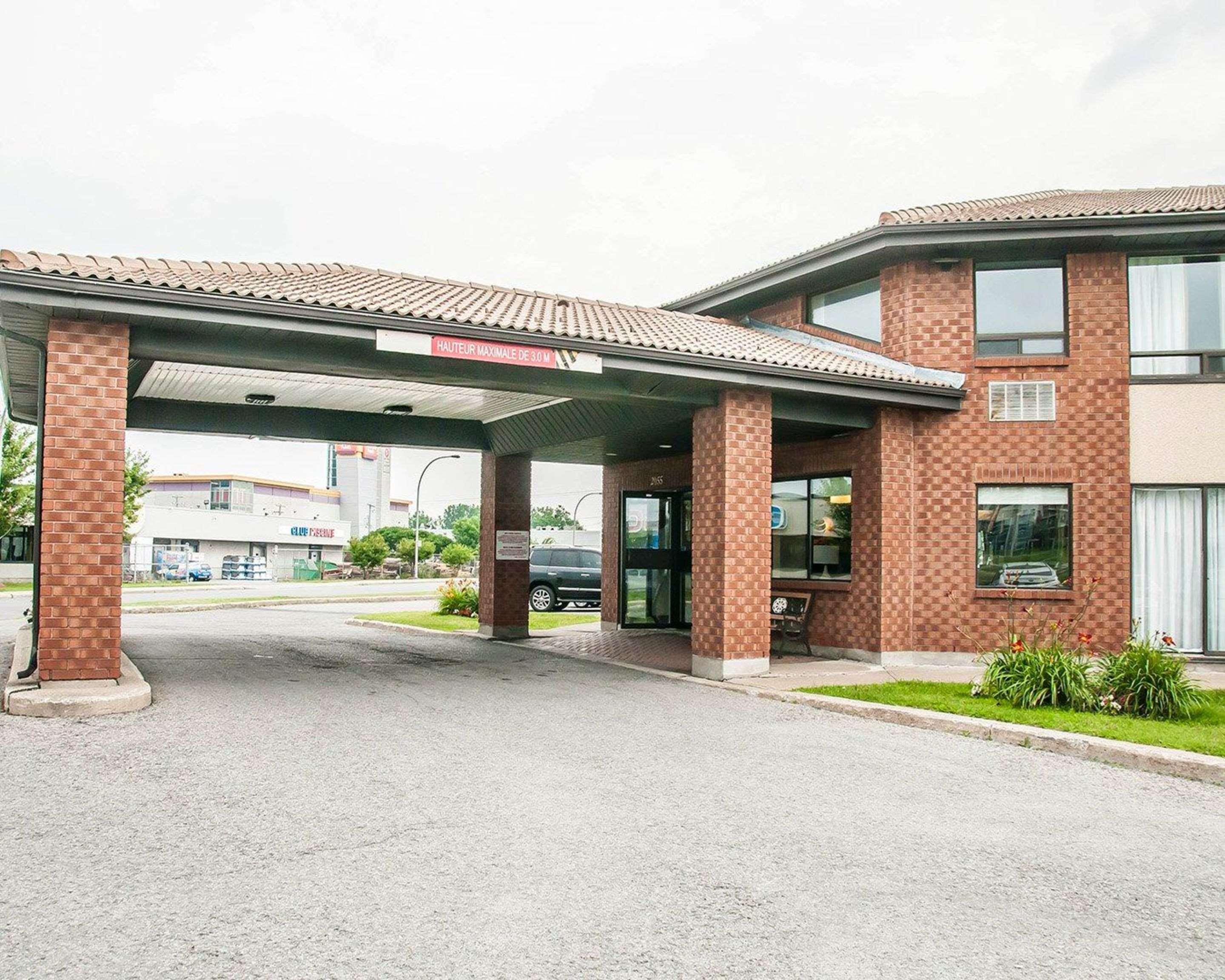 Comfort Inn Лавал Екстериор снимка