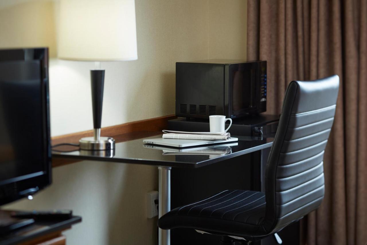 Comfort Inn Лавал Екстериор снимка