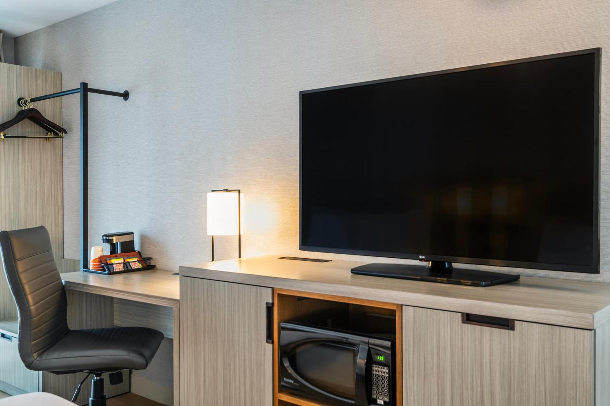 Comfort Inn Лавал Екстериор снимка